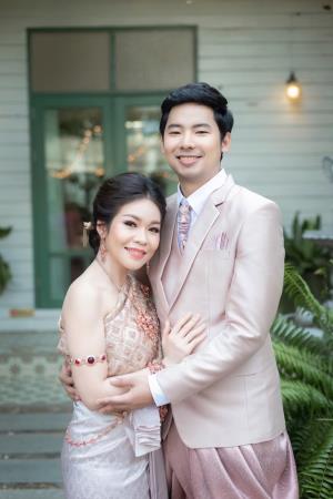 ชุดไทยเจ้าสาว ชุดไทยจักรพรรดิ์ เช่าที่แบมบี้ เวดดิ้ง ห้วยขวาง